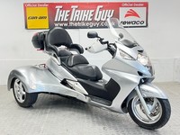 Honda Silverwing - Automatic Trike 