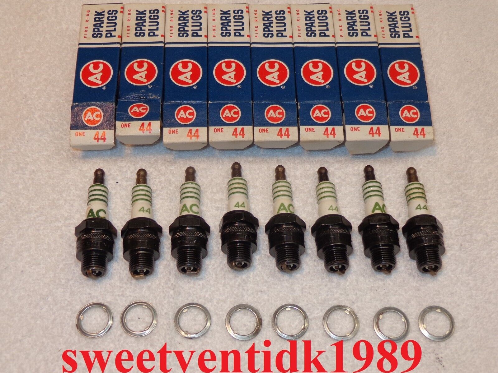 NOS'AC-44 Spark Plugs '4 equal Green Rings'.. MADE IN