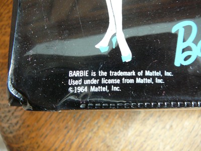 BARBIE and MIDGE - Vintage 1965 VINYL LUNCH BOX - THERMOS -  NO BOTTLE - GOOD
