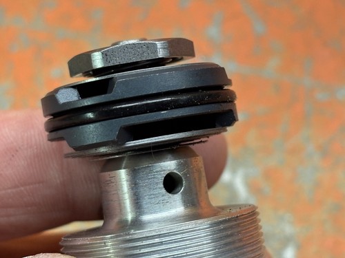エンペラー486 NEW OEM BorgWarner K26 Turbo Volvo Penta 53269987701