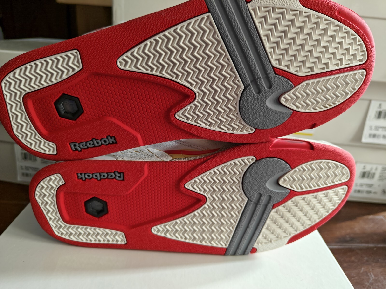 Pre-owned Reebok Maison Margiela Pump Tz Twilight Zone Deadstock White Red Aged Fz5736