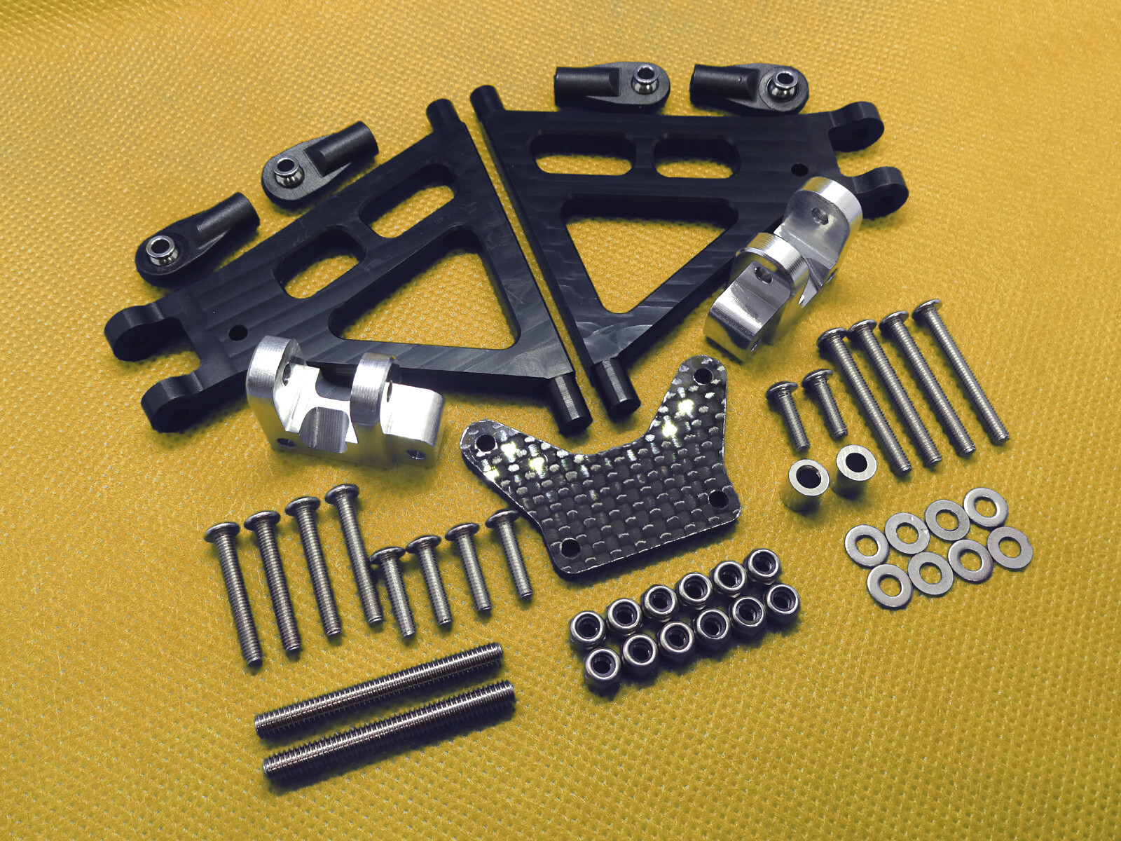 Tamiya Lunchbox CW-01 upgrade - UKMonsters Pro Independent