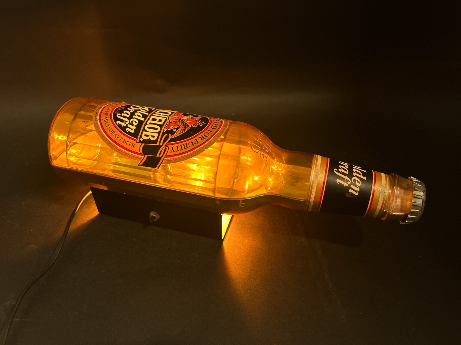 Michelob Golden Draft Light ボトルランプ ネオン管 Michelob Golden Draft Light ボトルランプ ネオン管