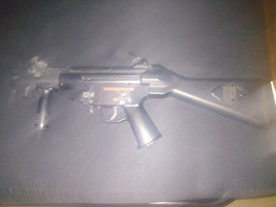 Tokyo Marui No38 H&K MP5 Kurtz A4 standard electric gun (Appears to be modified)
