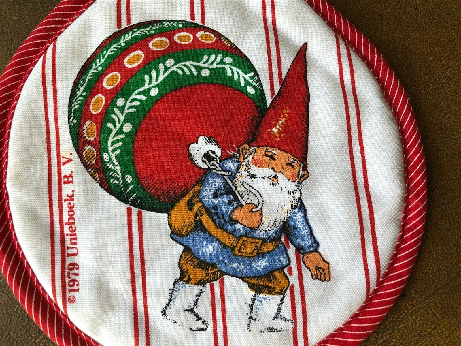 VINTAGE UNIEBOEK GNOME POTHOLDER CHRISTMAS ORNAMENT 1979 KITCHEN