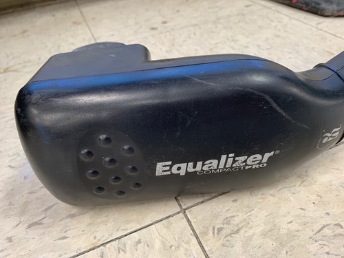 Interactive Health Equalizer (EQ-200) Compact Pro Handheld Percussion Massager