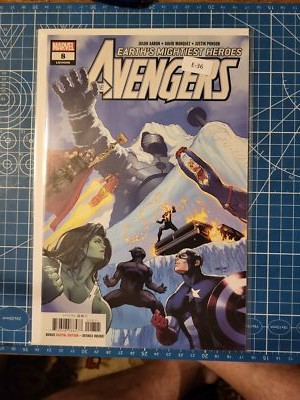 AVENGERS #8 VOL. 7 9.0+ MARVEL COMIC BOOK E-36