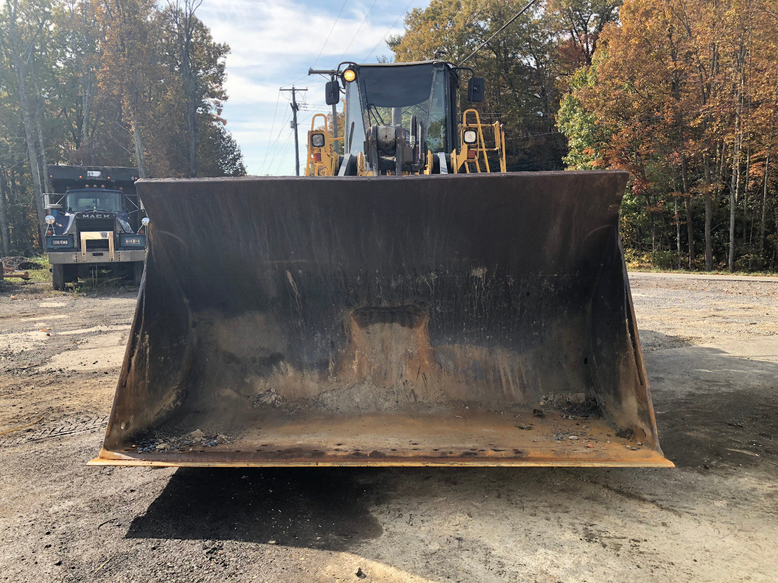 2005 John Deere 824J