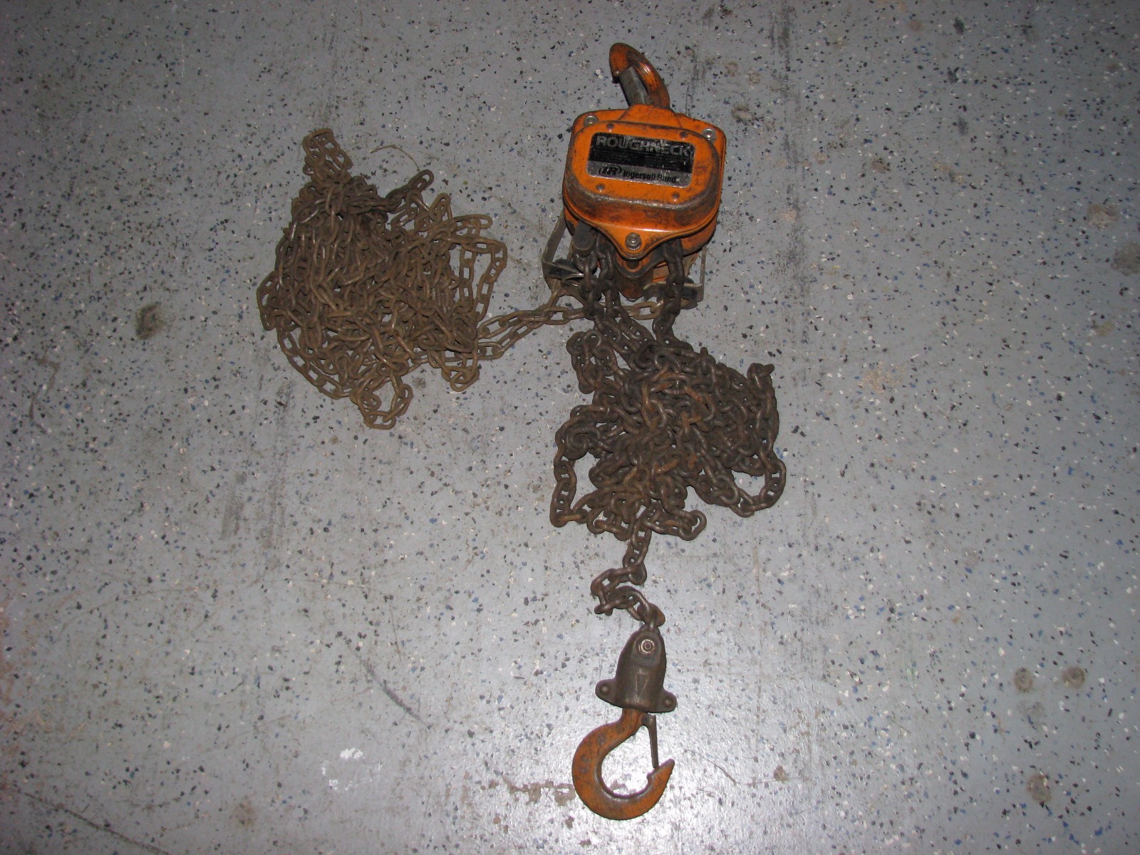 IR Ingersoll Rand Roughneck 1 Ton 2000 lb Manual Chain Lifting Lift Hoist