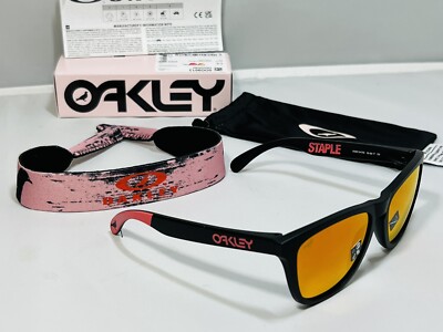 New Oakley Frogskins X Staple XXV Sunglasses Matte Black Prizm Ruby W/ Leash