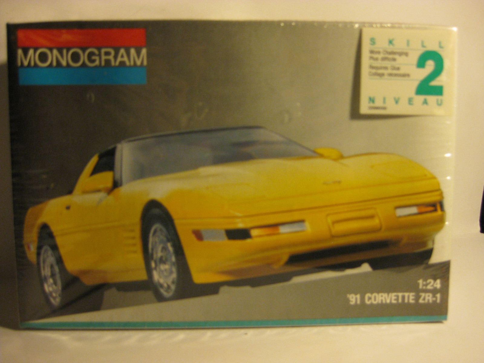 Monogram 1991 Corvette ZR1 1/24 skill level 2 Factory Sealed