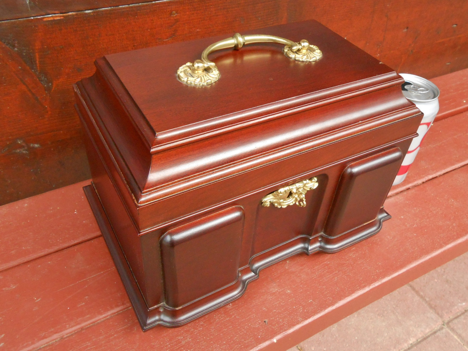 SOLID CHERRY WOOD, BLOCK FRONT CHEST VIRGINIA METALCRAFTERS 18TH CENTURY STYLING