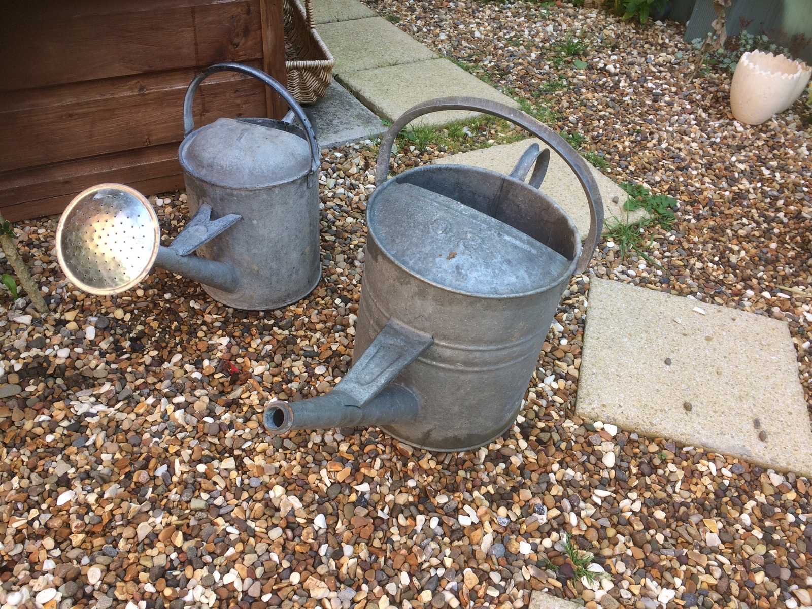 Galvanised Steel Watering Can Rose Screw Head 5018307996198 eBay