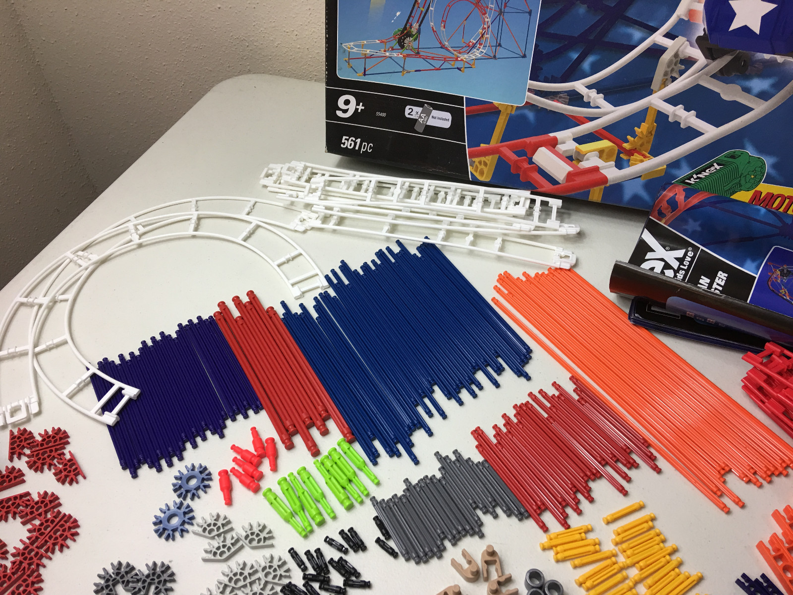 K'NEX All American Roller Coaster 561pc w/ instructions - motor tested/works