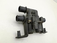 BMW X5 35d E70 06-10 3,0 173KW Ausgleichsbehälter für Kühlmittel BMW X5 35d E70 06-10 29.06.2007 8621092... Vorschau 6