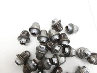 Mitsubishi ASX GAW 16-19 Satz Radmuttern Muttern Radbolzen Mitsubishi ASX GAW 16-19 15.09.2017 MR455707 gebraucht Vorschau 4