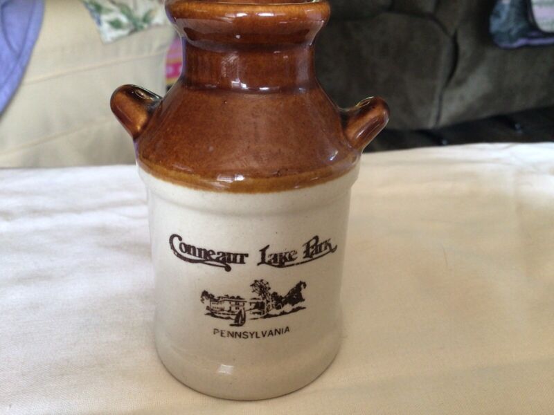Vtg Conneaut Lake Amusement Park Pa Ceramic Milk Jug Style Salt Or Pepper Shaker