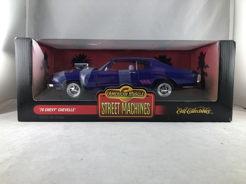 Ertl American Muscle 1:18 scale'70 Chevy Chevelle Street Machines