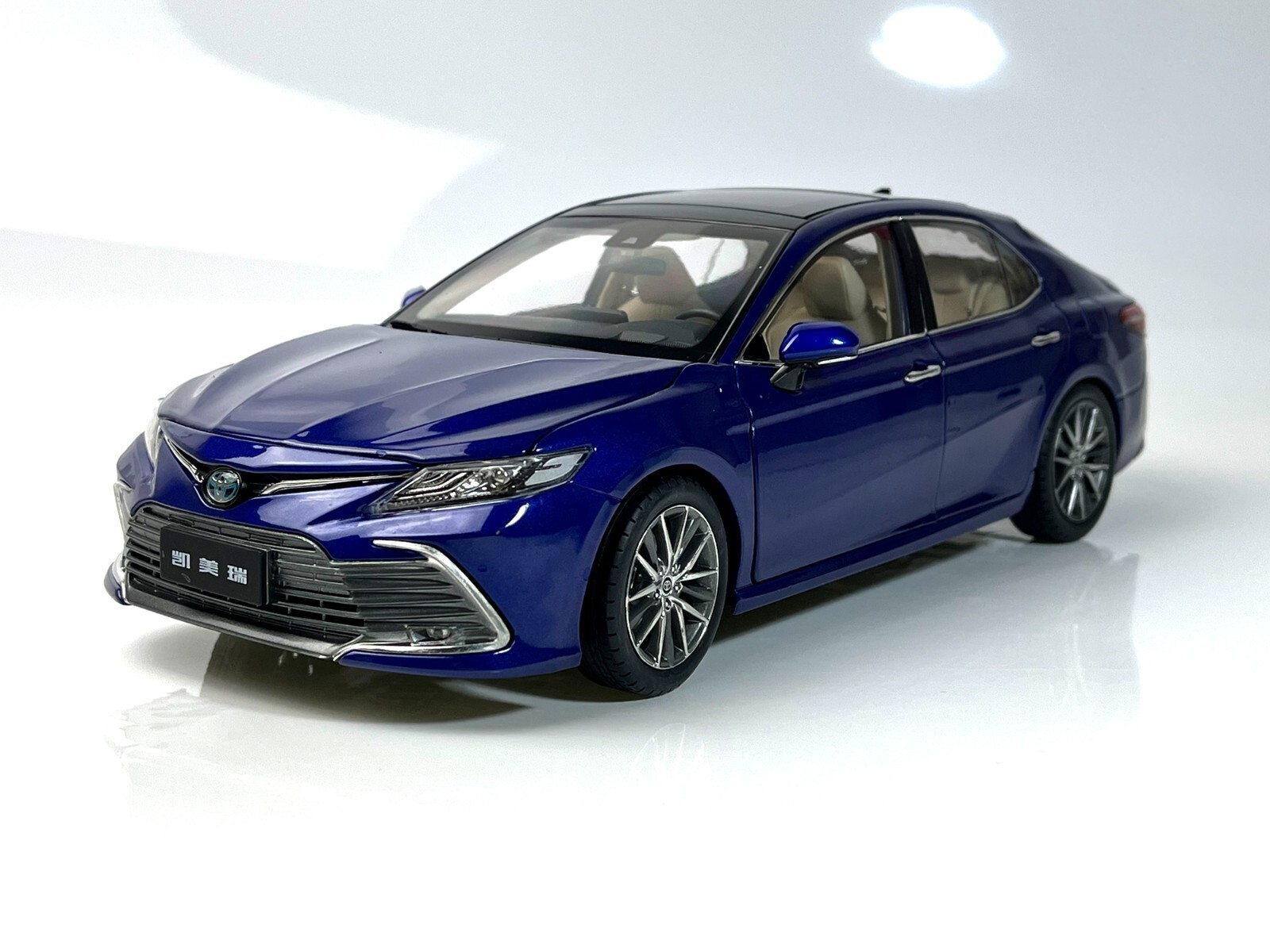 〜専用〜1/18 トヨタ カムリ CAMRY ミニカー 2021 BK B28 Amazon | 1/18 トヨタ カムリ CAMRY 2021 BK B28 | ミニカー