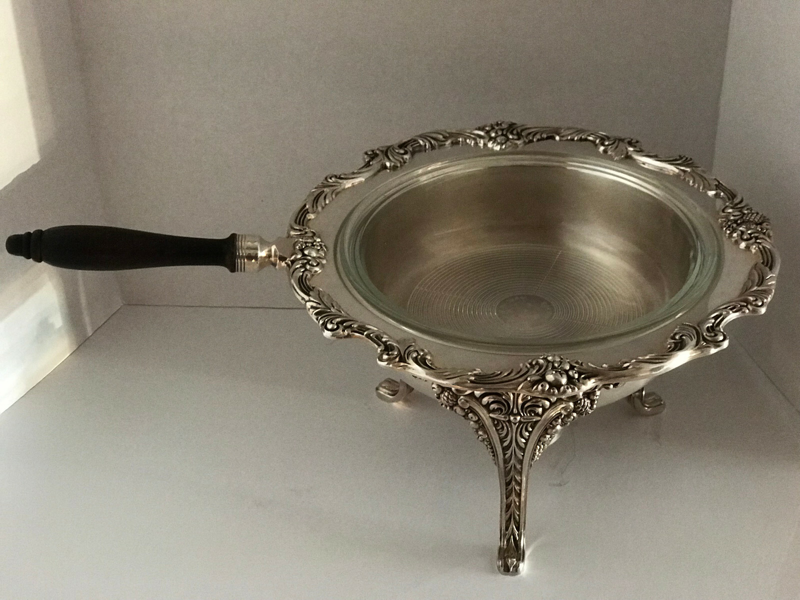 Reed & Barton Silverplate Chafing Dish King Francis, Holloware 1636 Code CHAD