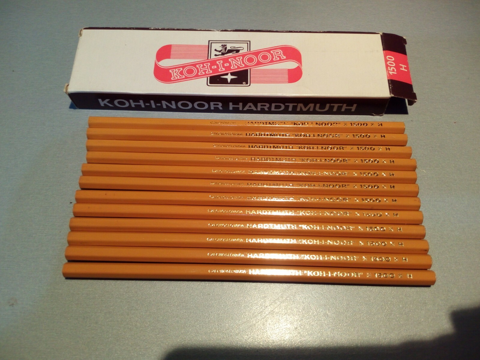 Koh i hardtmuth. Стержень koh-i-noor hardtmuth 4442. koh-i-noor hardtmuth 1500. карандаш koh-i-noor hardtmuth. koh-i-noor hardtmuth pencils since 1790.
