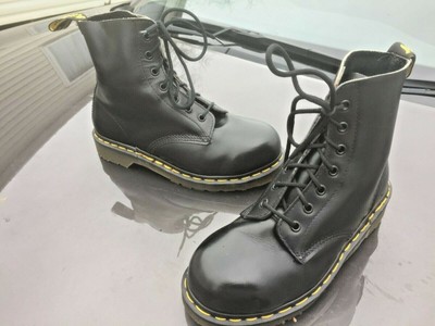 dr martens 1920 black