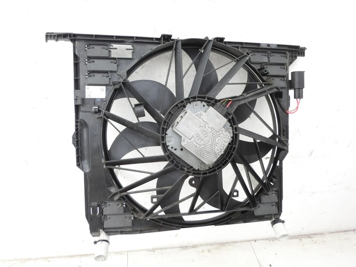 BMW 525d F10 13-17 2,0d 160KW Kühlerlüfter Lüftermotor mit Lüfterzarge BMW 525d F10 13-17 27.02.2014 17428509740... Bild 5