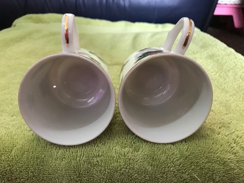 SET OF TWO CHRISTMAS LEFTON CHINA GOOTED MUG JAPAN HAND PAINTED