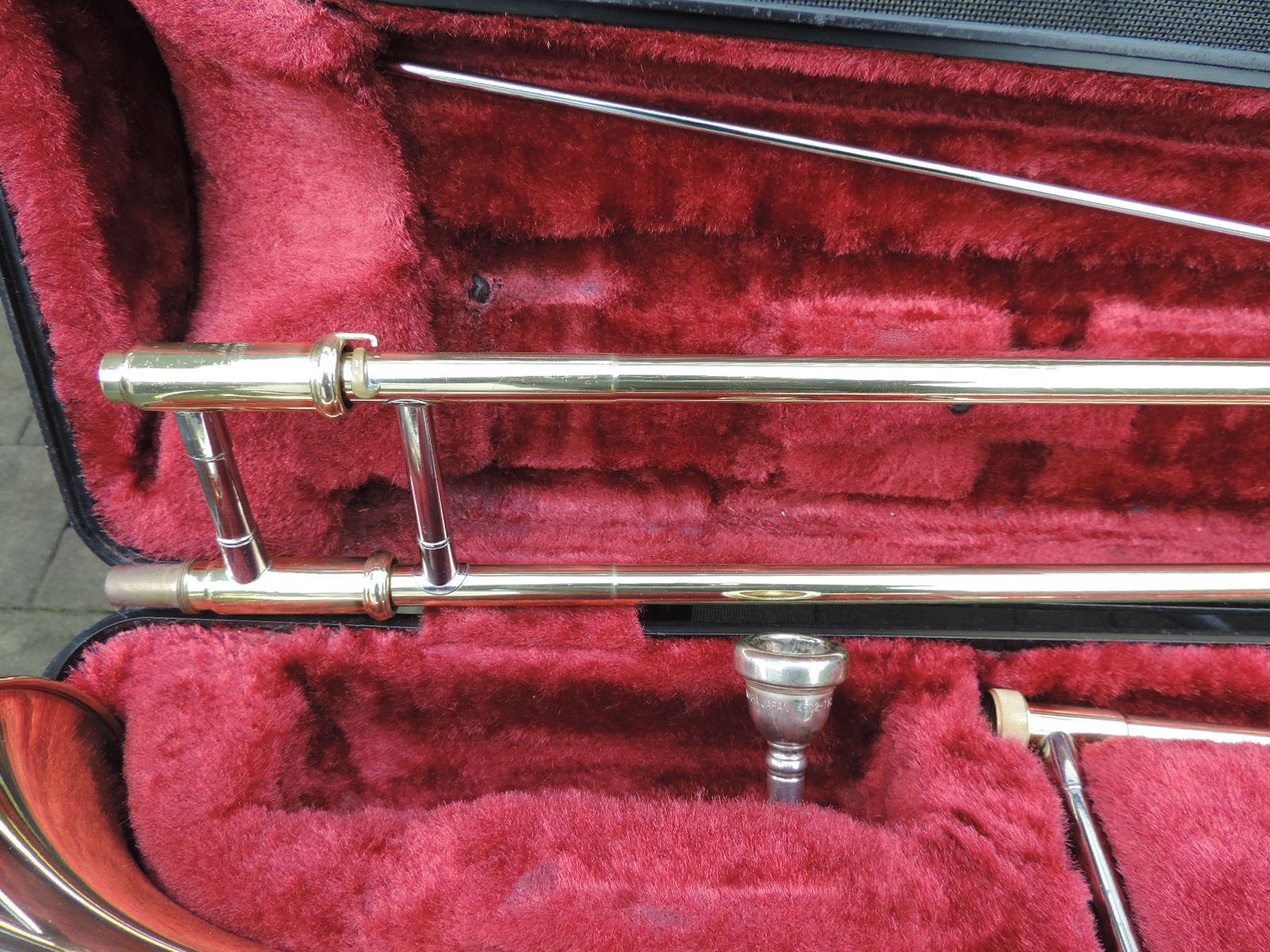 Yamaha YSL-354 Trombone + Mouthpiece 45C2-12C