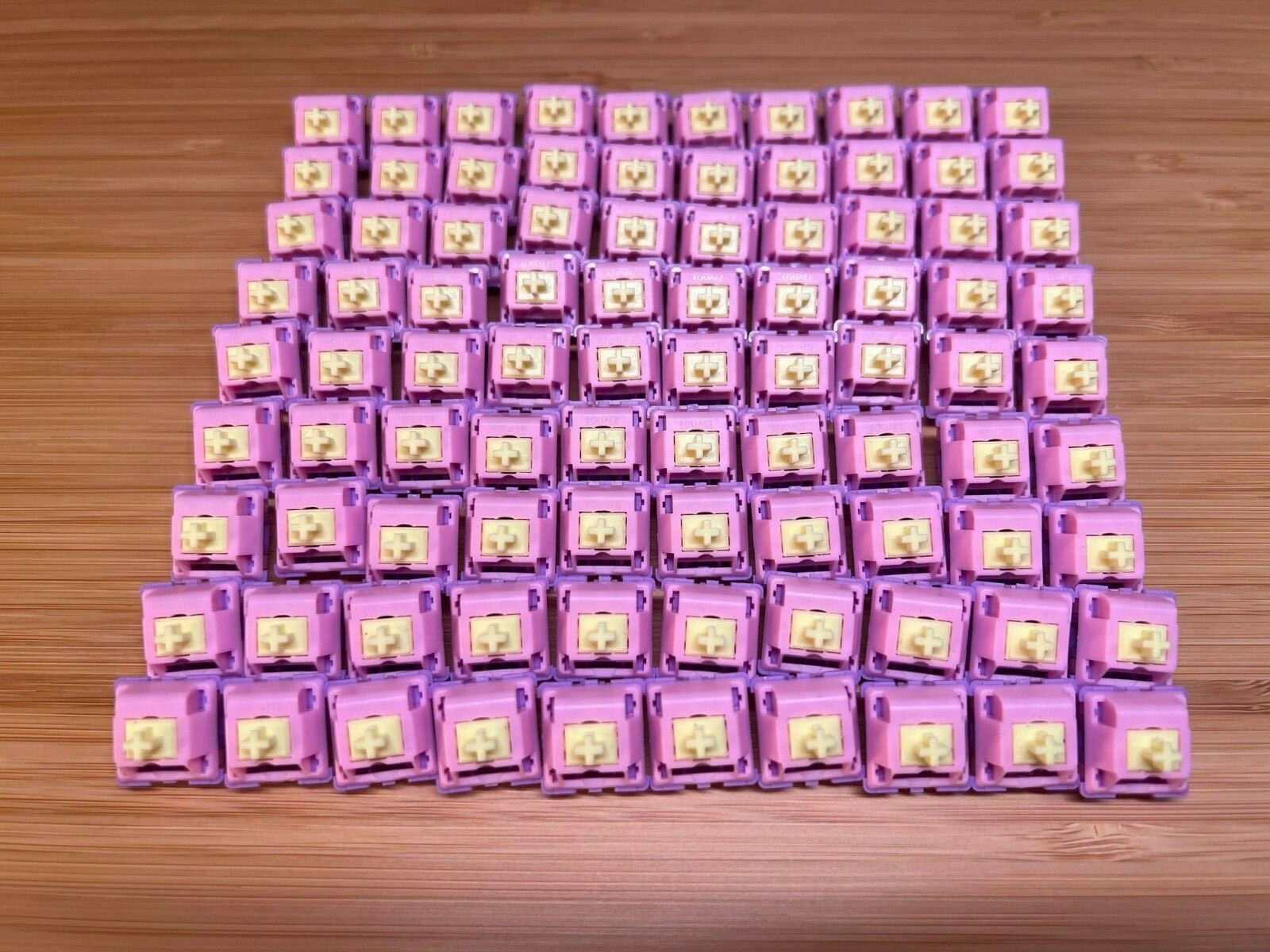 Banana Split Switches Keyboard