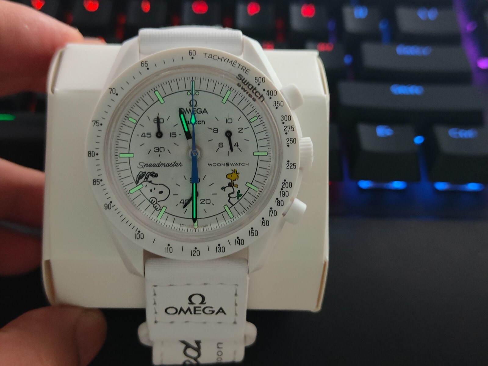 Pre-owned Swatch Omega X  White Snoopy Moon Mission To The Moonphase Moon Waterproof