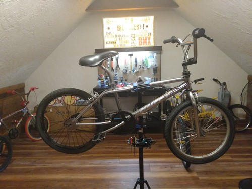 Huffy Flatbed Old School BMX Bike Rare Taiwanese 💯% OG 4130 Huffy Flatbed Old School BMX Bike Rare Taiwanese 💯% OG 4130
