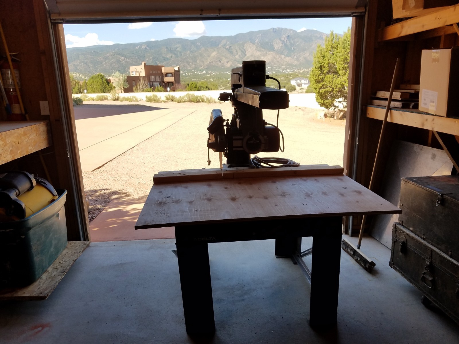 Delta 16 inch radial arm saw, Model 33-410