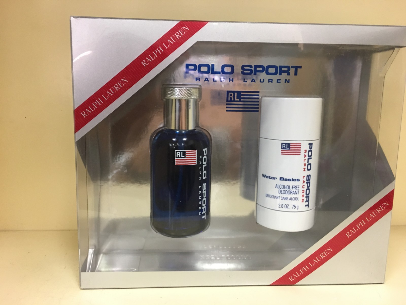 【2本】Polo Ralph Laurenスプレーコロン 118ml &44ml Ralph Lauren Polo Red Eau de Toilette Spray | Dillard's