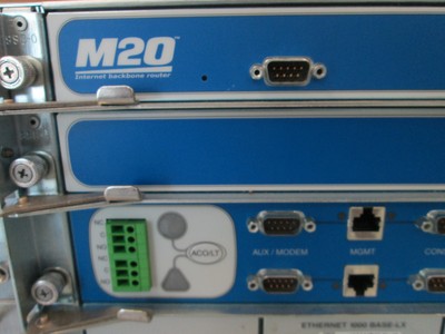 Juniper M20 Internet Processor Backbone Router Chassis + (6) 1000Base-SX Module