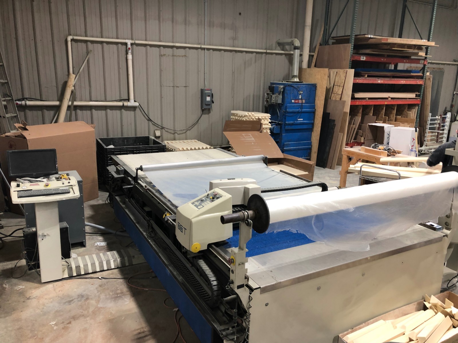 Gerber CNC Fiberglass Cutter w/ dust collector