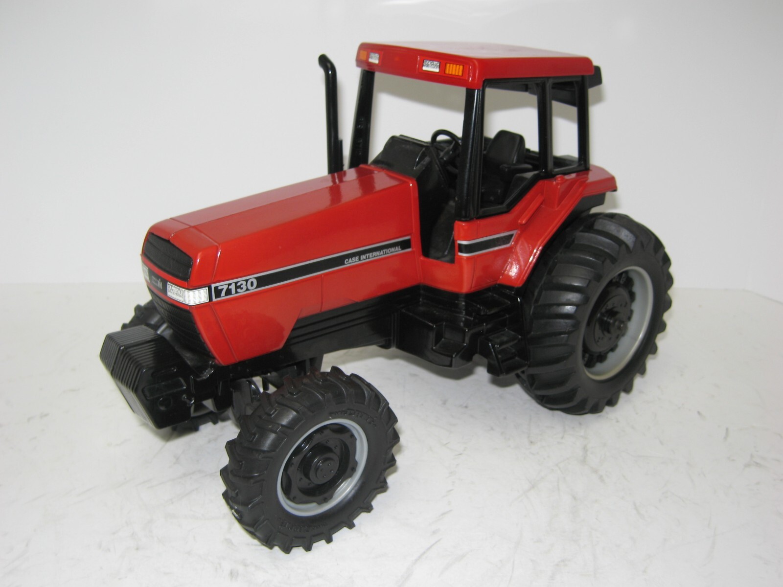 1/16 CASE I-H 7130 MFWD NO BOX | eBay 1/16 CASE I-H 7130 MFWD NO BOX | eBay