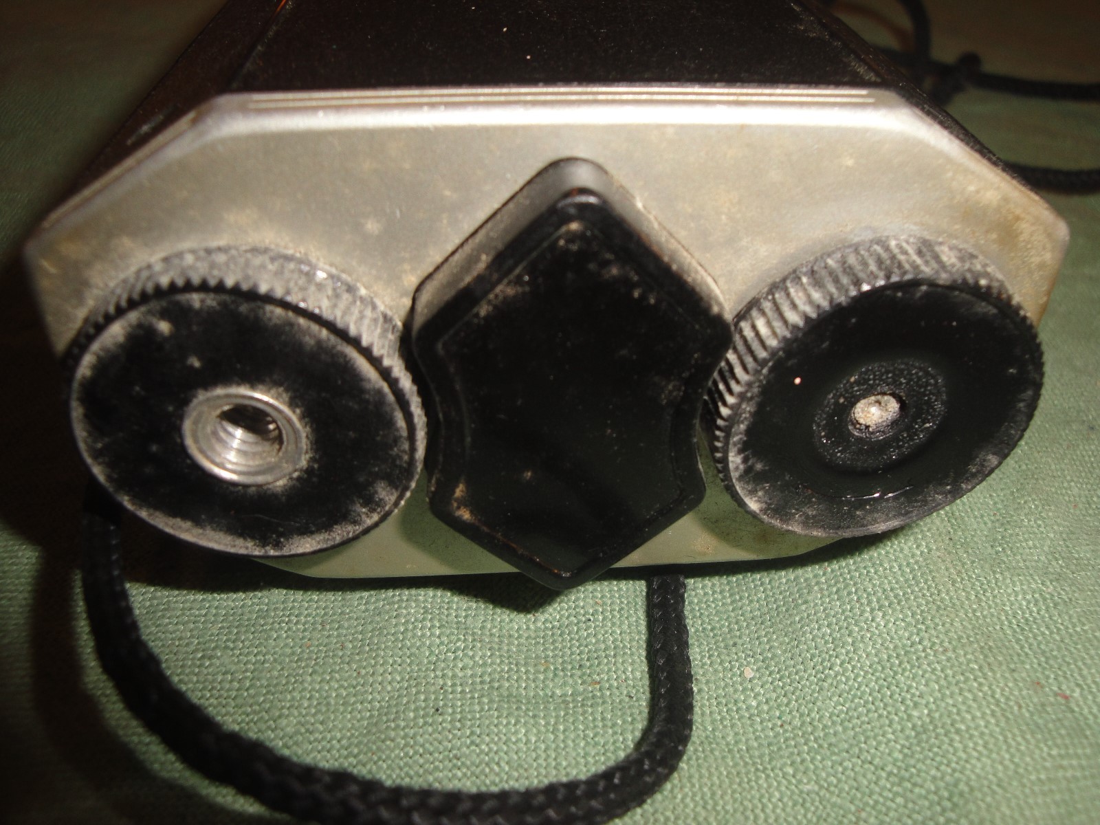 (2545) VINTAGE BROWNIE REFLEX CAMERA EASTMAN KODAK MADE IN USA W/ ORIGINAL BOX