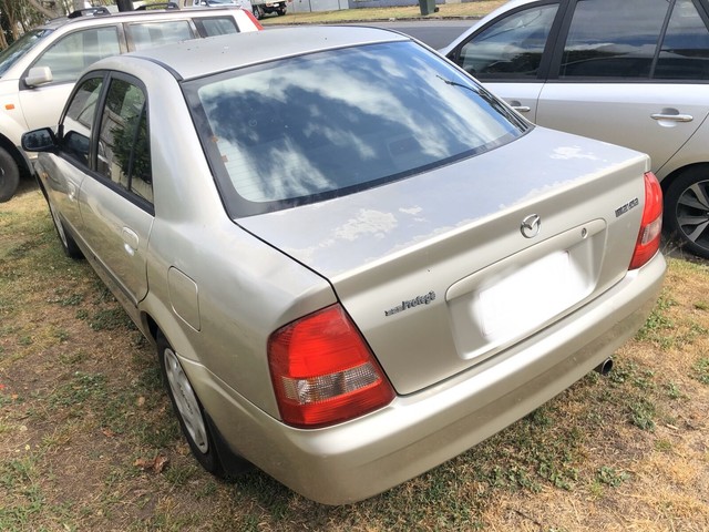 Мазда 323 2003