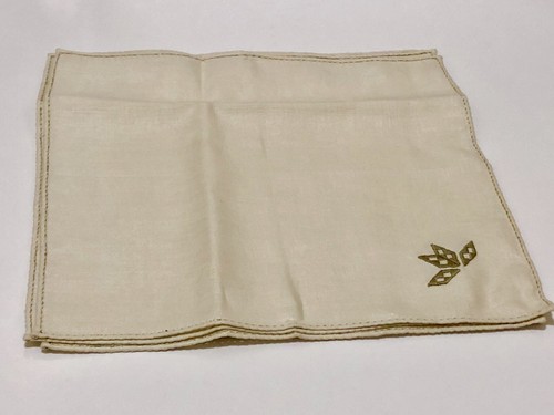 Vtg Pure Linen Hand Embroidered Tea, Luncheon, Dinner Napkins Set of 3 Brand New