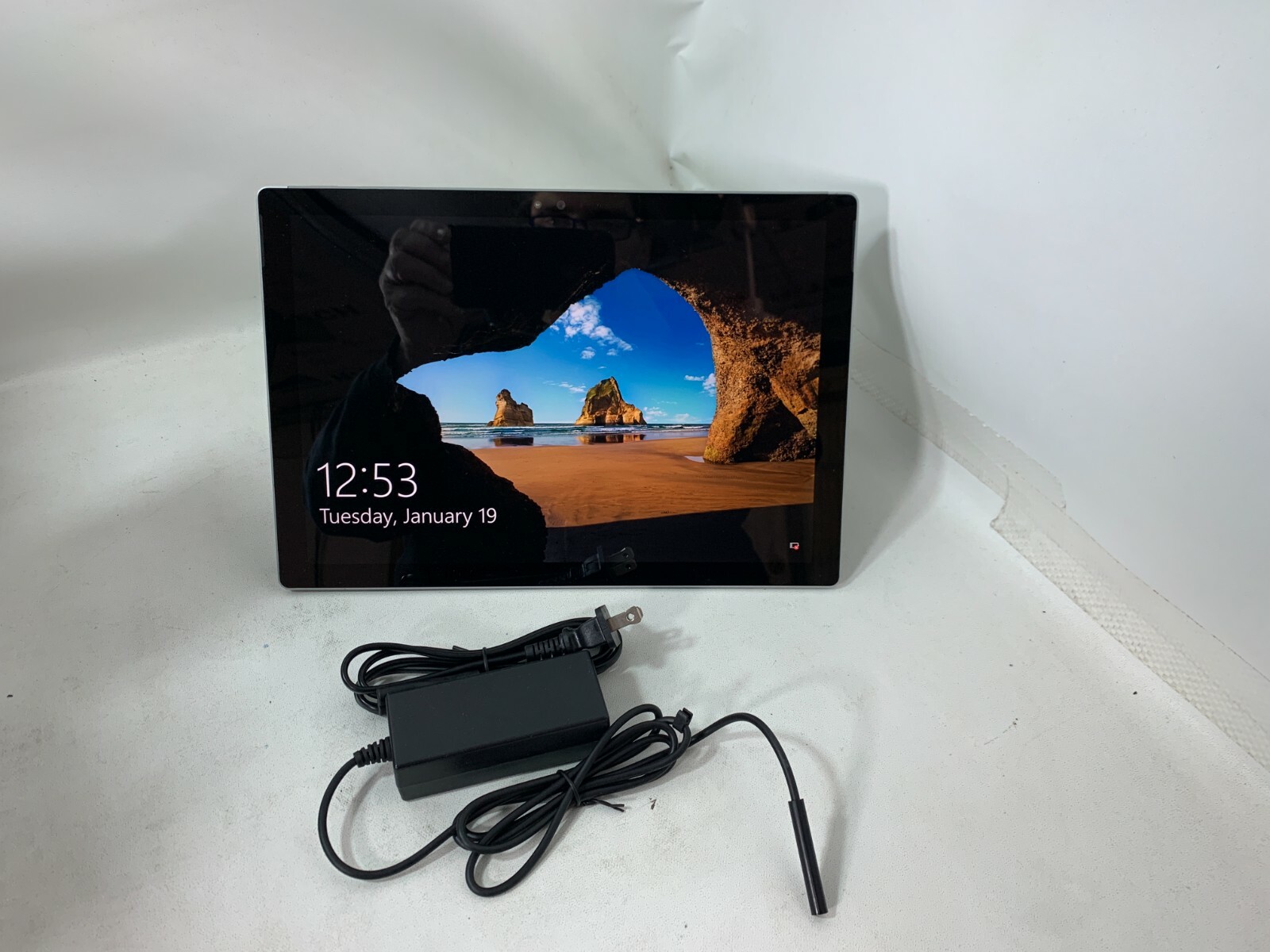 Microsoft Surface Pro 4 Intel Core m3-6Y30 1.51 GHz 4GB RAM Microsoft Surface Pro 4 Intel Core m3-6Y30 1.51 GHz 4GB RAM