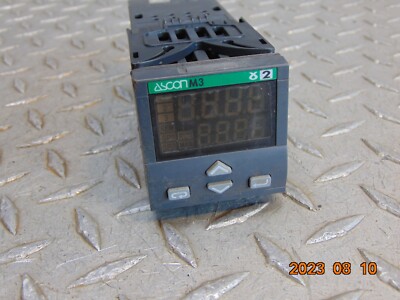 ASCON M3-3100-0000/001 TEMPERATURE CONTROLLER