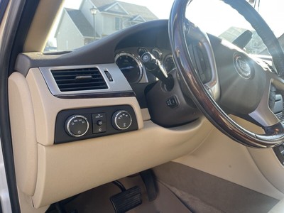 image 12 of interior