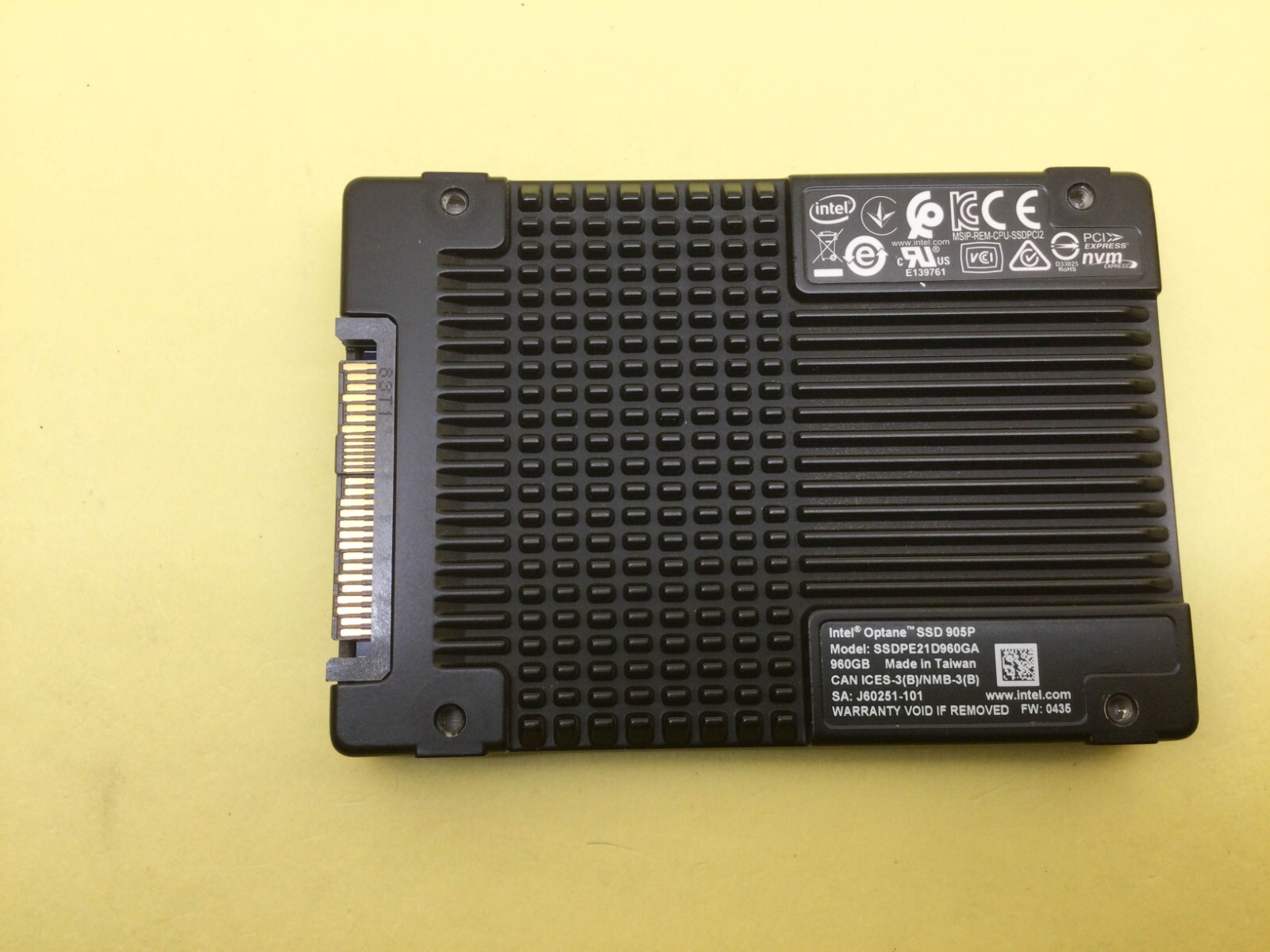 Intel Optane 905P 960GB PCIe 3.0 NVMe U.2 2.5'' SSD
