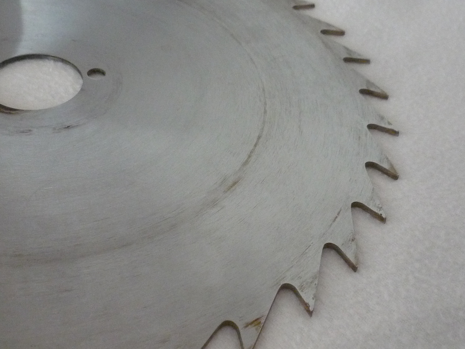 Sägeblatt knapp 25 cm, Bohrung ca. 32 mm Chrom Vanadium