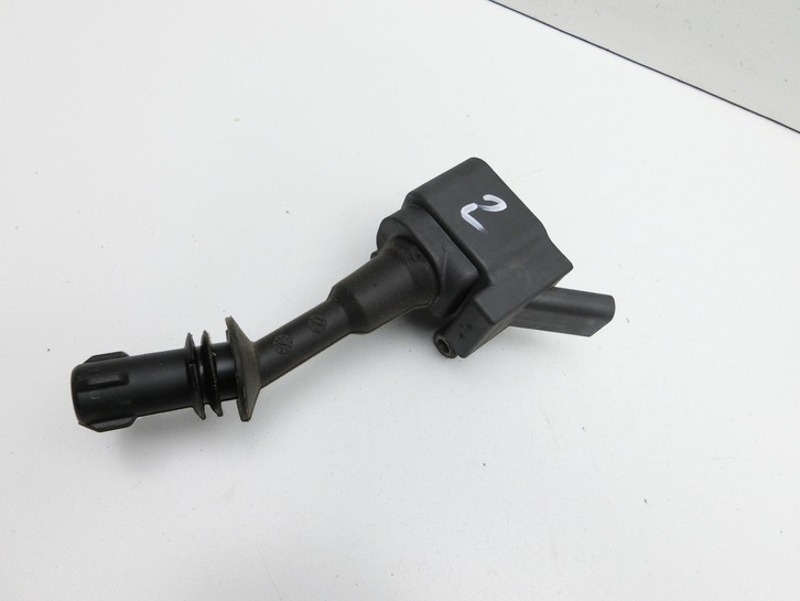 Opel Astra K 19-21 1,2T 96KW Zündspule Zündmodul 2 Opel Astra K 19-21 26.01.2021 77870003 55595166 gebraucht Vorschau 3