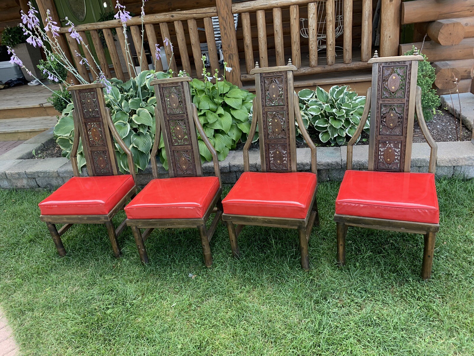 S Vinyl Seat