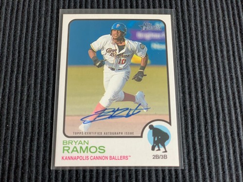 MLB アレナド Topps Heritage Real One Auto MLB アレナド Topps Heritage Real One Auto