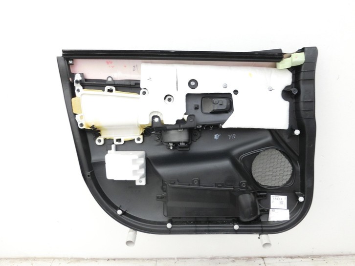 Mitsubishi ASX GAW 16-19 Türverkleidung Türpappe Rechts Vorne Mitsubishi ASX GAW 16-19 15.09.2017 7221C051XA gebraucht Vorschau 5