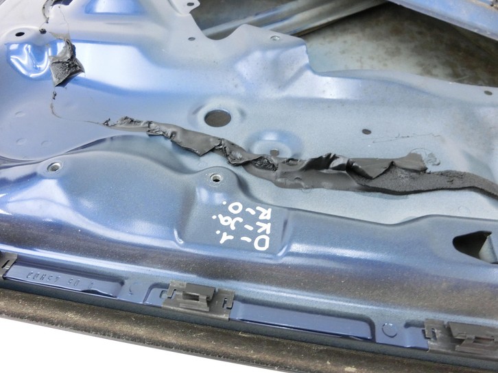 BMW X3 E83 03-06 Tür Schiebetür Links Hinten A07 BMW X3 E83 03-06 12.11.2004 gebraucht Bild 7